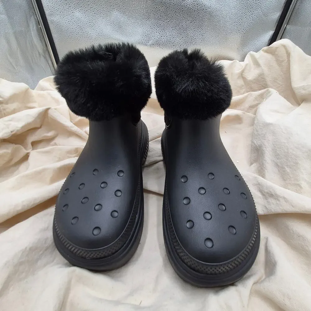 CROCS Black Platform Faux-Fur Lined Winter Rain Clogs - Picture 3 of 5